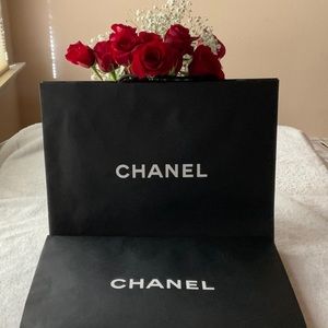 🌹 CHANEL SHOPPING BAG 🌹